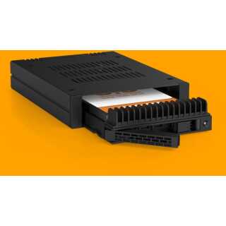 ICY DOCK - ExpressCage MB741V4P-B - 1-Bay 15 mm U.2/U.3 SSD Wechselrahmen-Gehäuse für 3.5" Floppy-Einschacht – werkzeugloses SSD-Montagesystem (1 x U.2 SFF-8639)